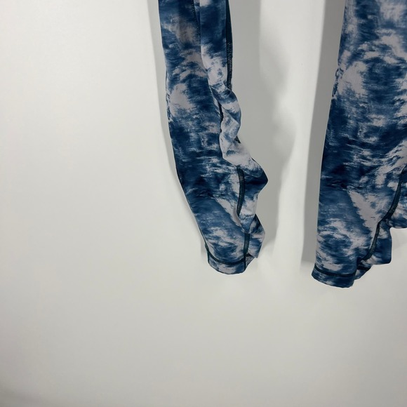 LuLeLemon TieDye Blue White Pattern Leggings MidRise Ruched Calf Women's Size 4 - Picture 7 of 12